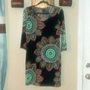 Flowered short dress